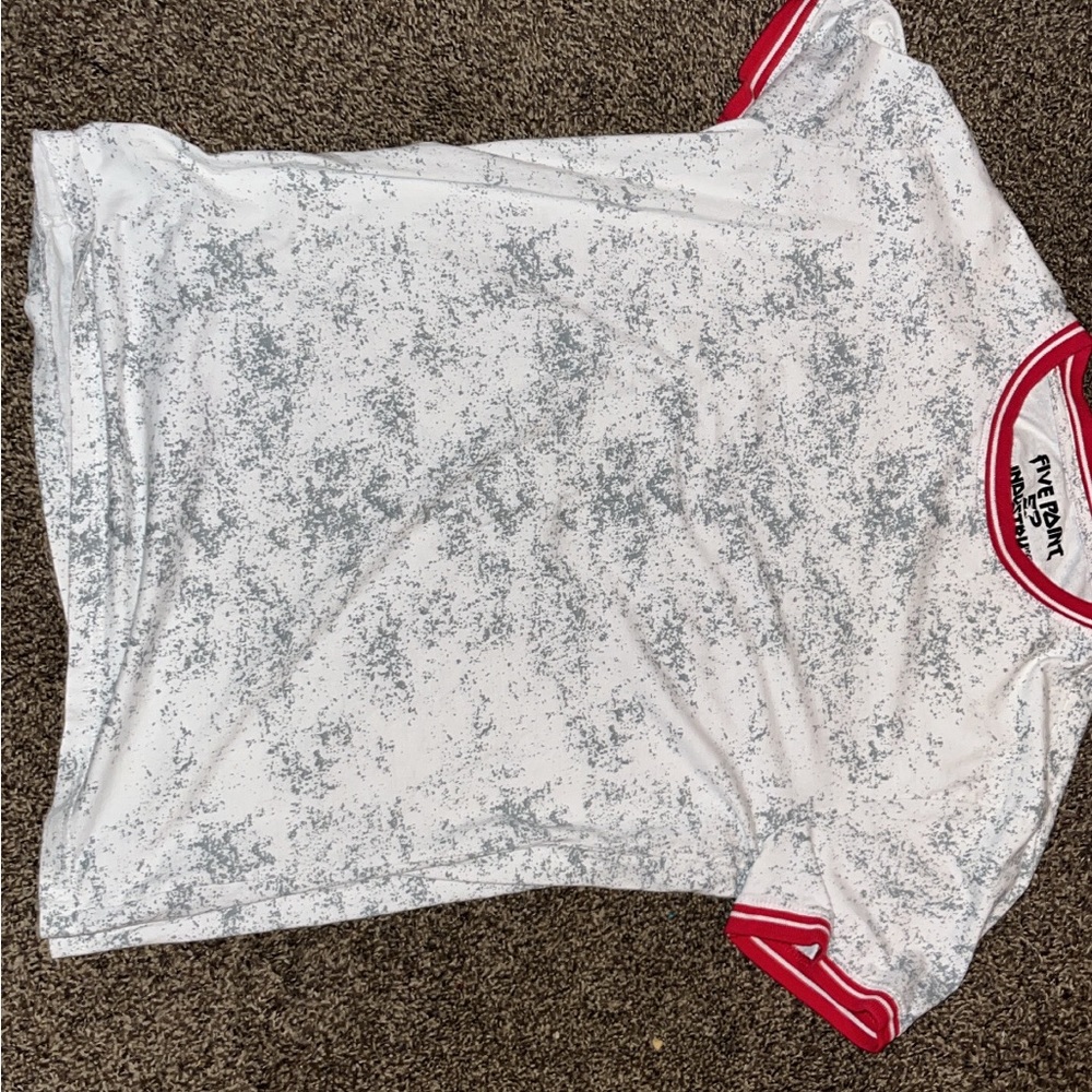 Men’s shirt large red and white good condition